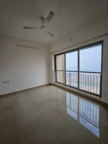 Room in 3 BHK Apartment at Lodha Splendora, Ghodbunder Road – for Rent