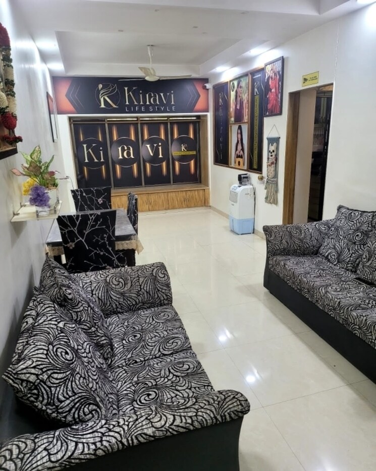 Living Room, indus-chs 2 Bedroom 840 Sq.Ft. Apartment In Andheri West Mumbai 8768046