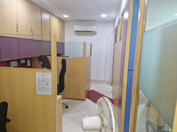 Team Area, sagar-mandir-apartment Commercial Office Space 300 Sq.Ft. In Dadar West Mumbai 8768049