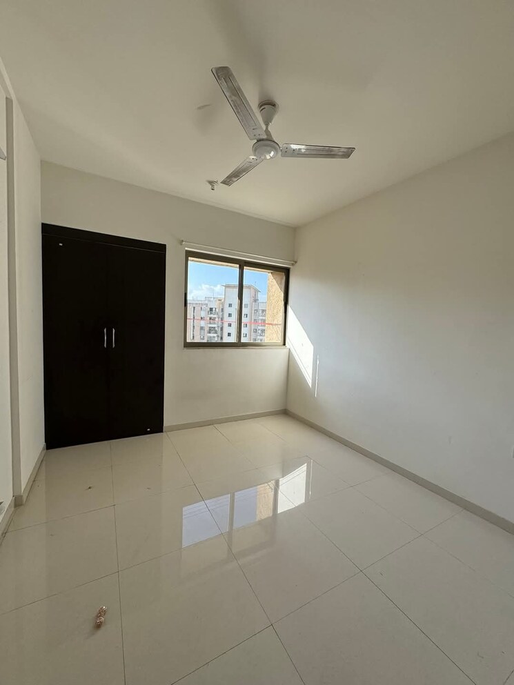 Room, lodha-splendora 3 Bedroom 1124 Sq.Ft. Apartment In Ghodbunder Road Thane 8768052