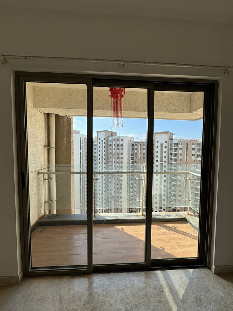 Room, lodha-splendora 3 Bedroom 1124 Sq.Ft. Apartment In Ghodbunder Road Thane 8768052