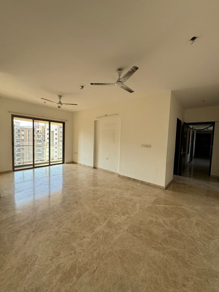 Room, lodha-splendora 3 Bedroom 1124 Sq.Ft. Apartment In Ghodbunder Road Thane 8768052