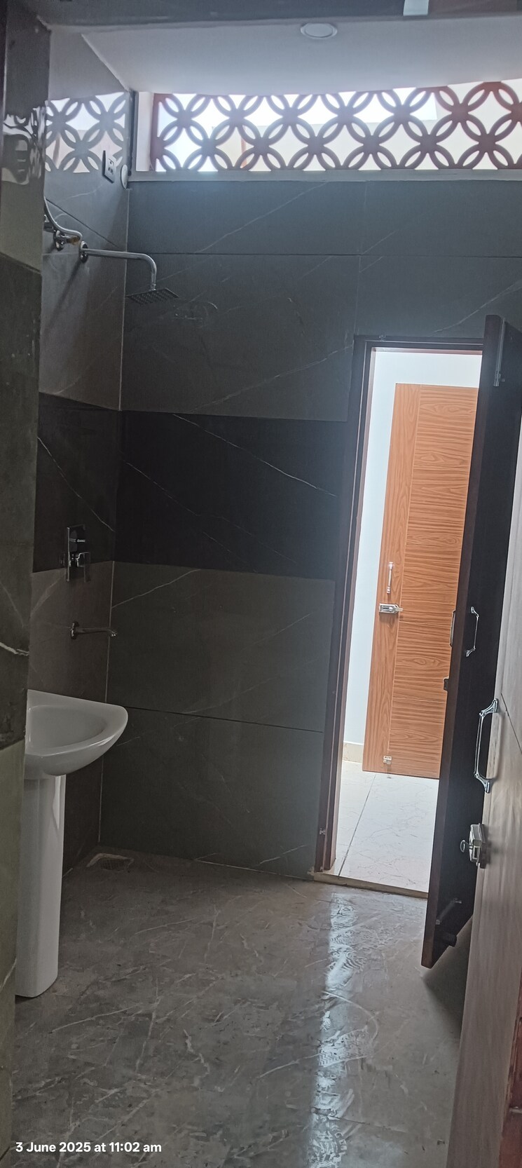 Bathroom, ms-enclave-zirakpur 3 Bedroom 180 Sq.Yd. Independent House In Dhakoli Zirakpur 8768055