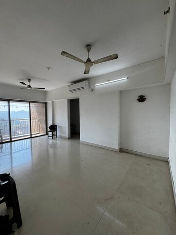 Room in 3 BHK Apartment at Lodha Splendora, Ghodbunder Road – for Rent