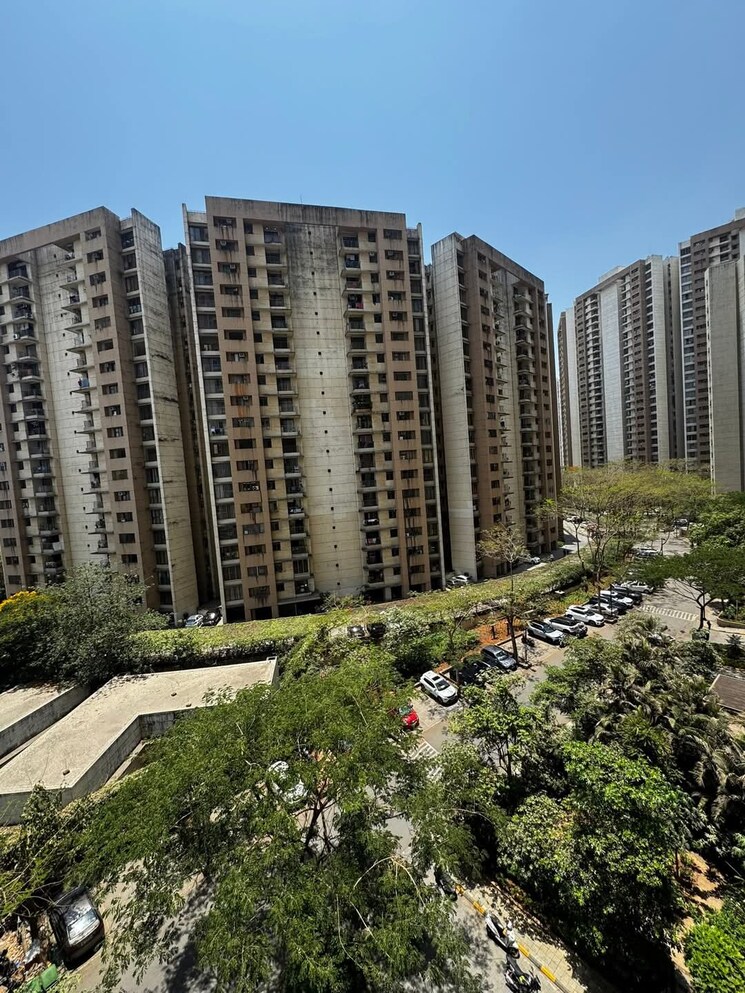 Exterior View, lodha-splendora 3 Bedroom 1124 Sq.Ft. Apartment In Ghodbunder Road Thane 8768058