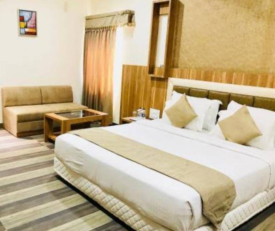 2 BHK Independent House For Rent in Sector 27