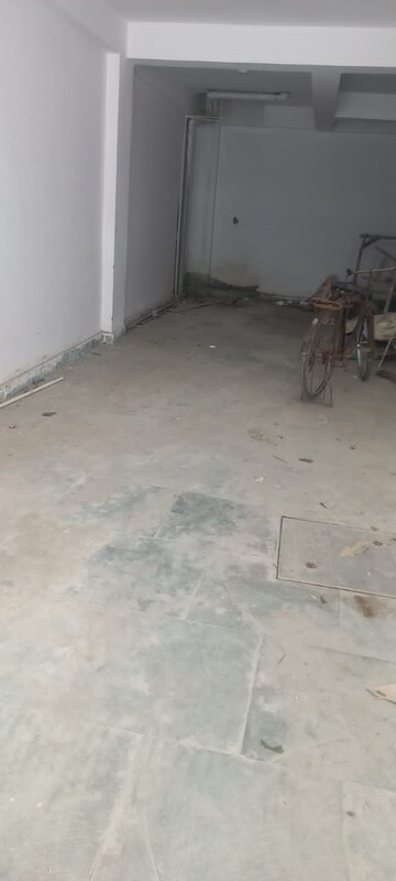  Shop For Rent in Gyan Khand I