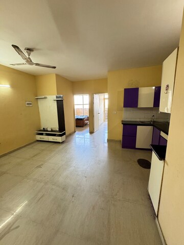 Room in 2 BHK Apartment at Pyramid Heights, Sector 85 – for Rent