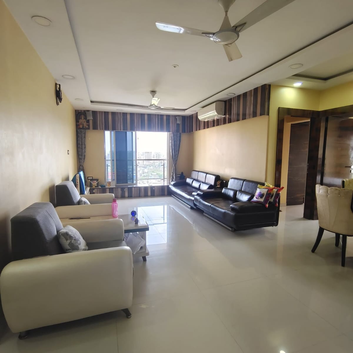 3 BHK + Pooja Room 950 Sq.Ft. Apartment in Platinum Towers 7