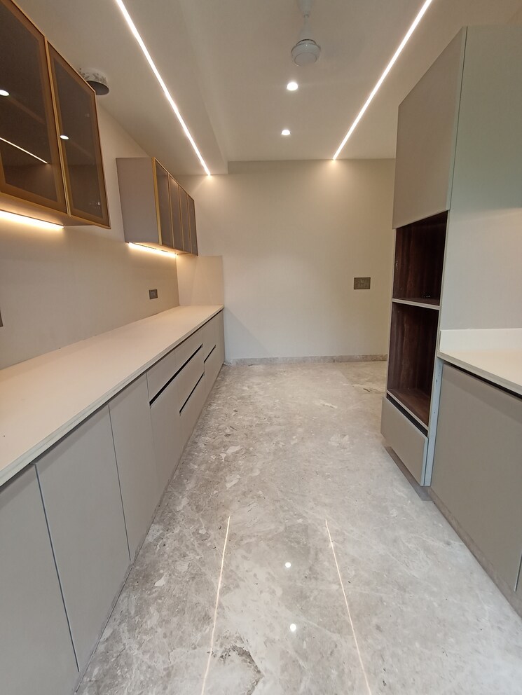 Kitchen, shubh-niketan-apartments 3 Bedroom 1600 Sq.Ft. Apartment In Paschim Vihar Delhi 8768088