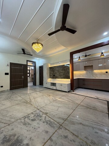 Kitchen in 2 BHK Builder Floor at Gyan Khand I – for Rent