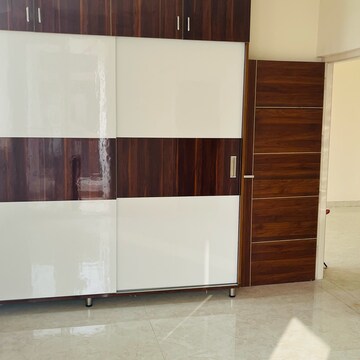 Room in 3 BHK Builder Floor at Aura Homes, High Ground – for Rent