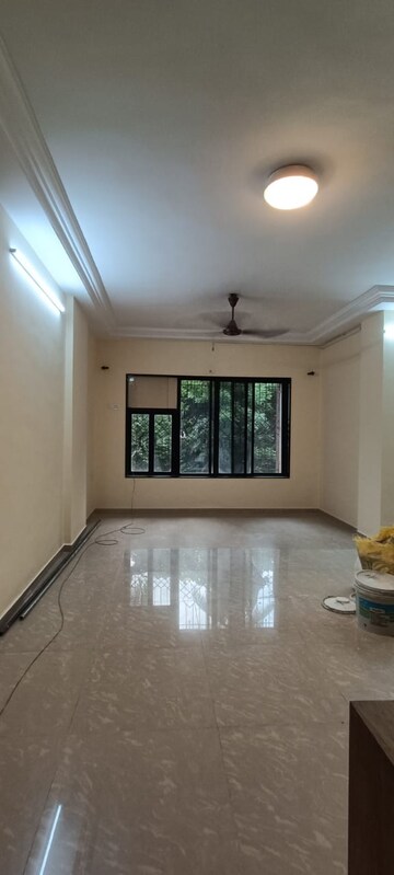 Living Room in 2 BHK Apartment at Sarla Garden, Vakola – for Rent