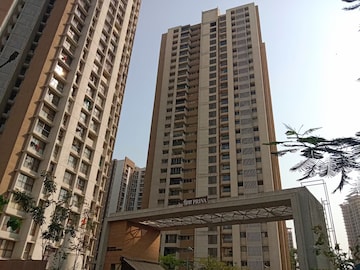 3 BHK Apartment For Rent in Lodha Luxuria Priva, Majiwada