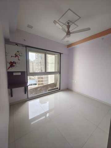 Room in 2 BHK Apartment at Ashar Axis, Majiwada – for Rent