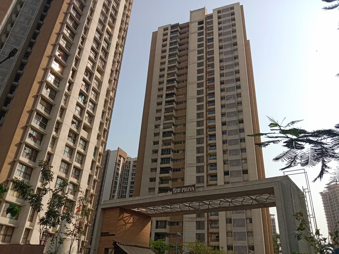 3 BHK Apartment For Rent in Lodha Luxuria Priva