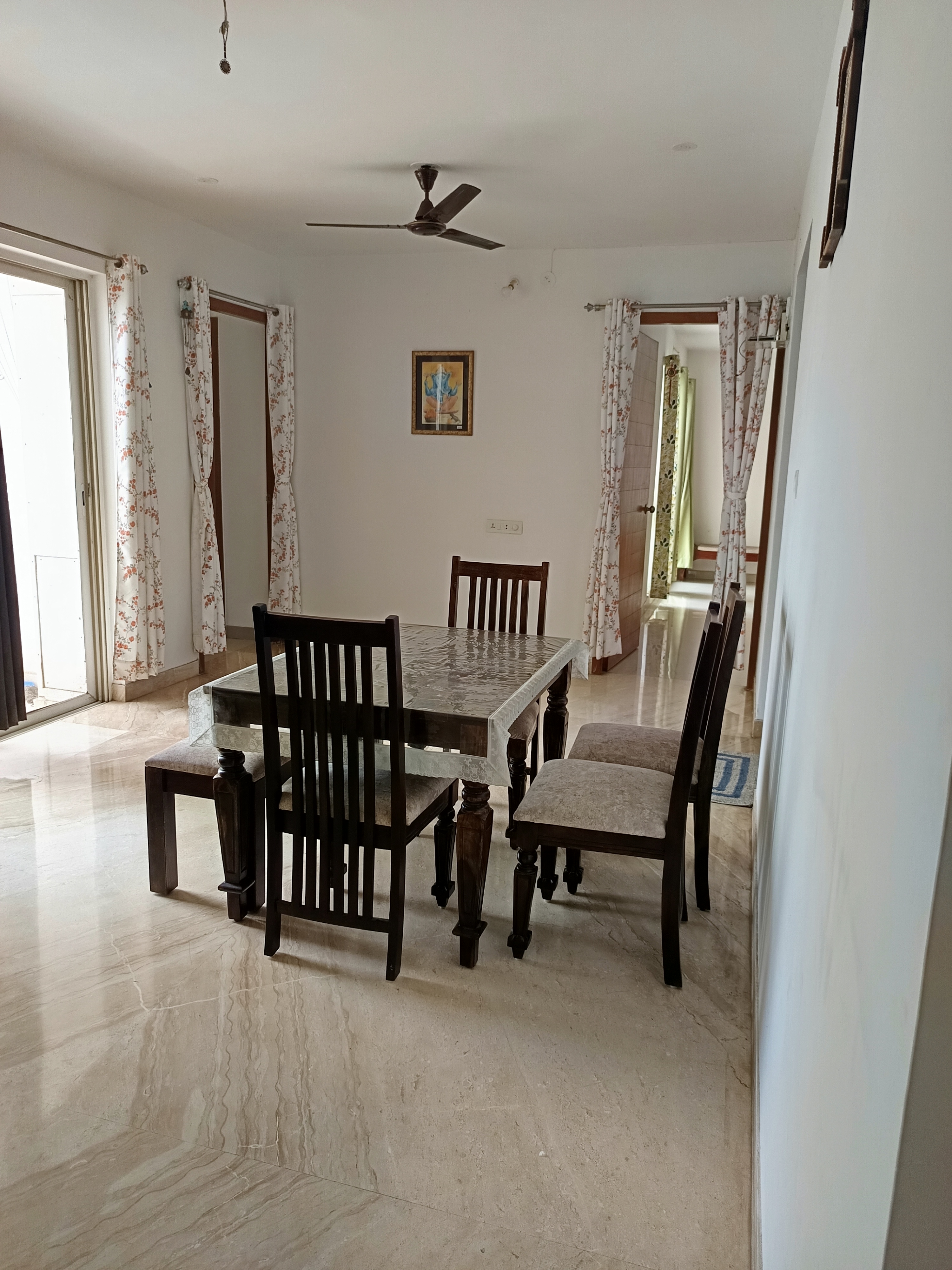 2 BHK Apartment For Rent in Marvel Fria
