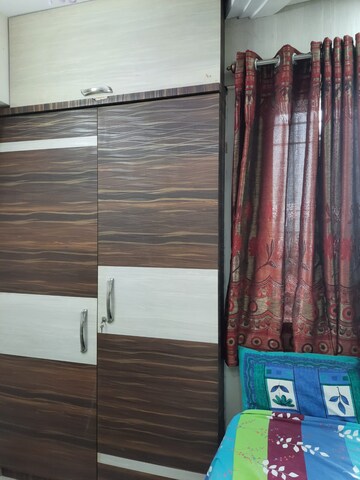 Room in 2 BHK Apartment at F5 Realtors Silver Crest, Wagholi – for Rent