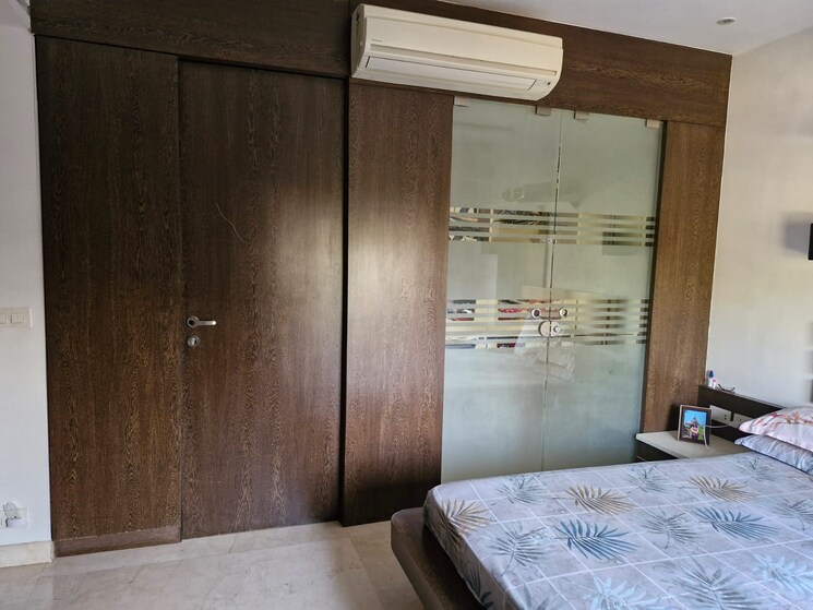 Room, indiranagar 4 Bedroom 4000 Sq.Ft. Apartment In Indiranagar Bangalore 8768231
