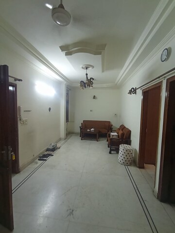Living Room in 3 BHK Builder Floor at West Patel Nagar – for Rent