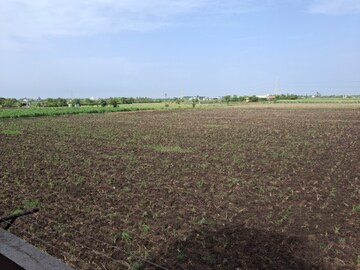  Land For Rent in Surat Dumas Road
