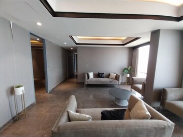 Team Area in 5 BHK Apartment at Lodha Trump Tower, Worli – for Rent