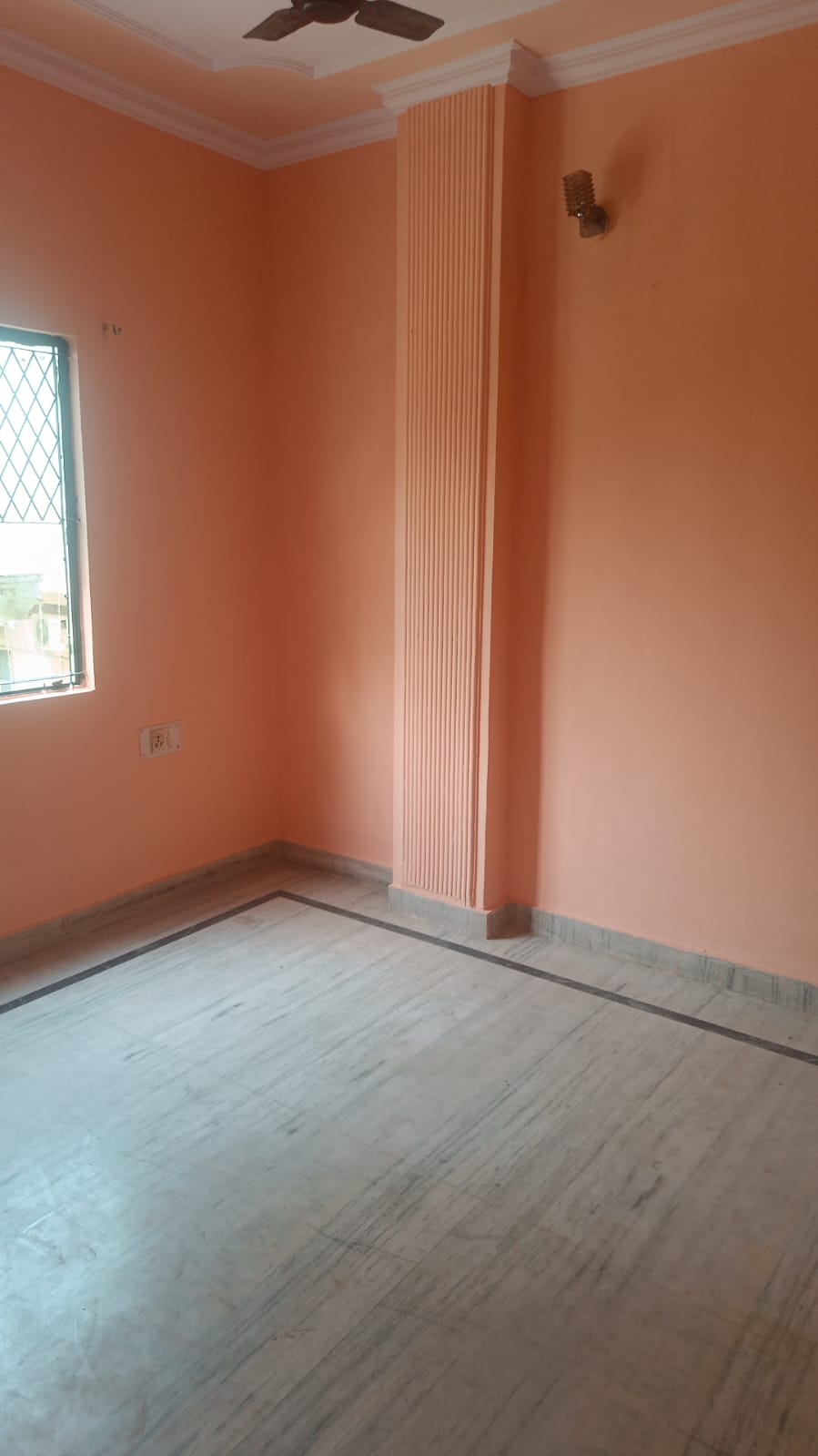 2 BHK + Pooja Room Builder Floor For Rent in Sriniwaspuri