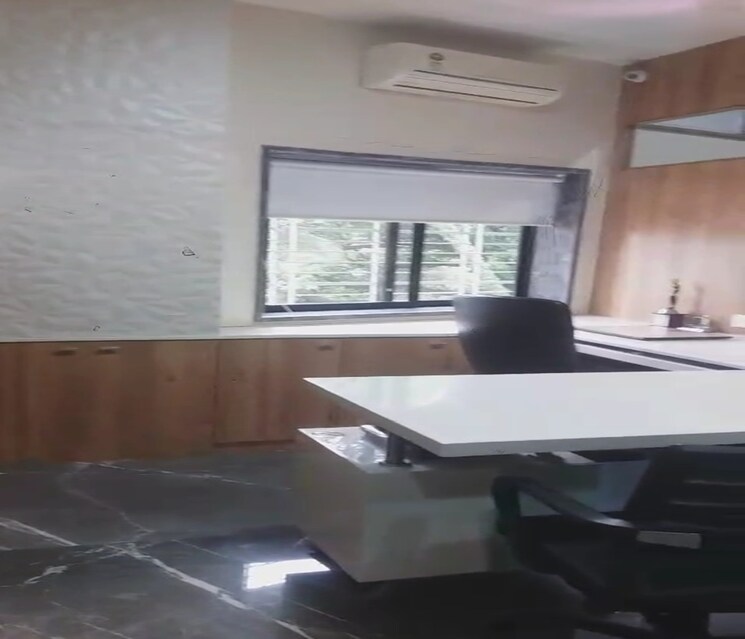 Team Area, wadala west Commercial Office Space 700 Sq.Ft. In Wadala West Mumbai 8768300