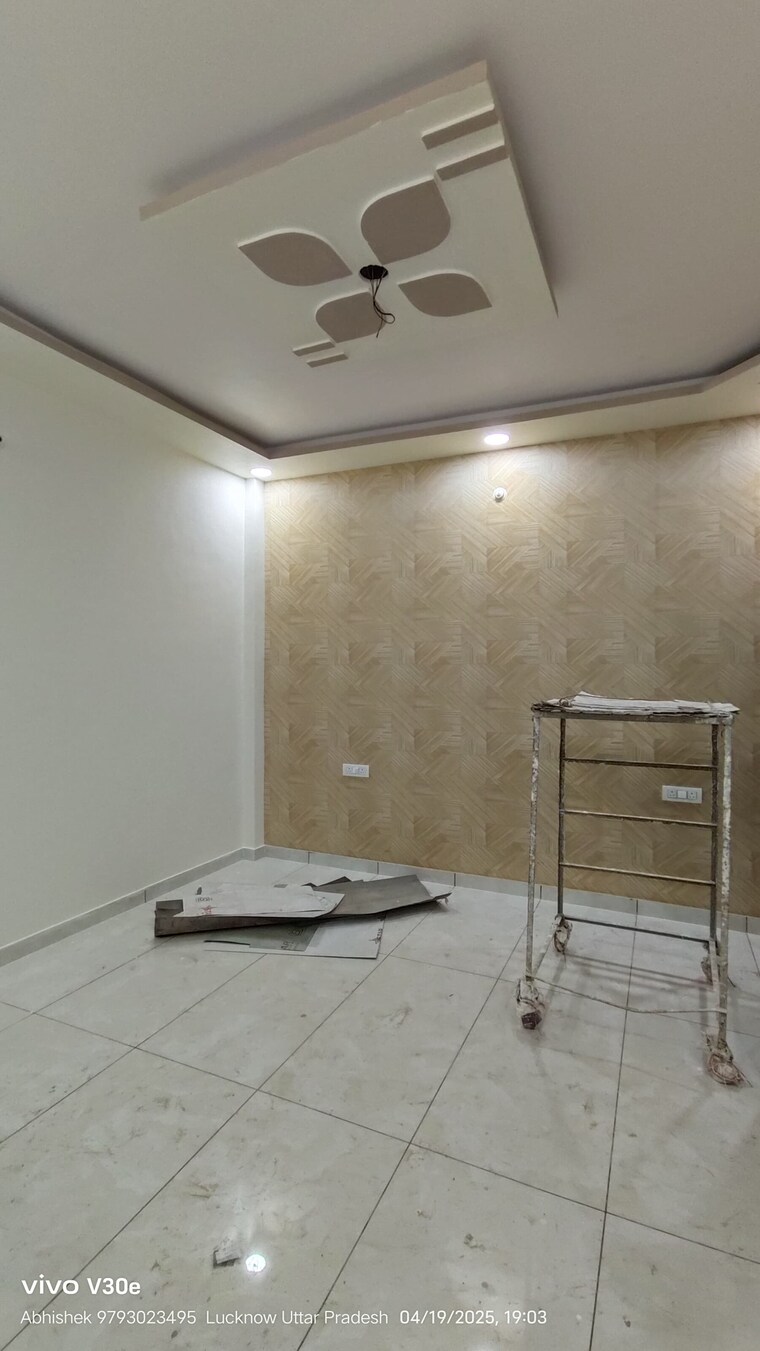 Room, keshav nagar 2 Bedroom 990 Sq.Ft. Independent House In Keshav Nagar Lucknow 8768318