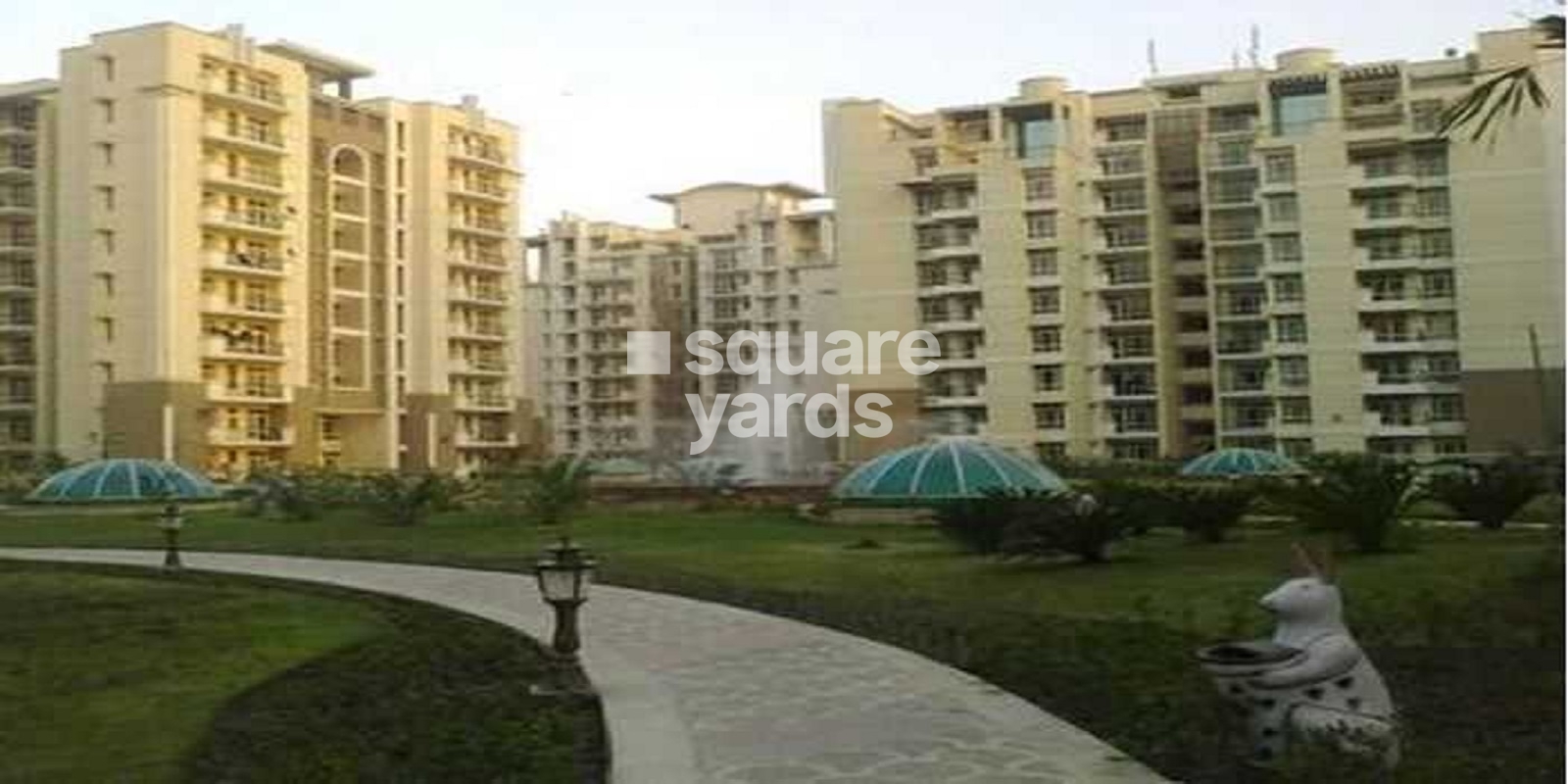 4 BHK + Servant Room Apartment For Sale in Omaxe Putting Greens