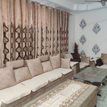 Bedroom in 5 BHK Independent House at Sector 41 – for Sale