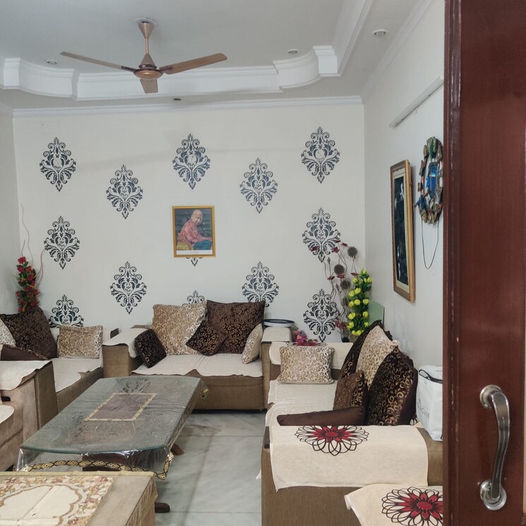 Master Bedroom, sector 41 5 Bedroom 180 Sq.Mt. Independent House In Sector 41 Noida 8768367