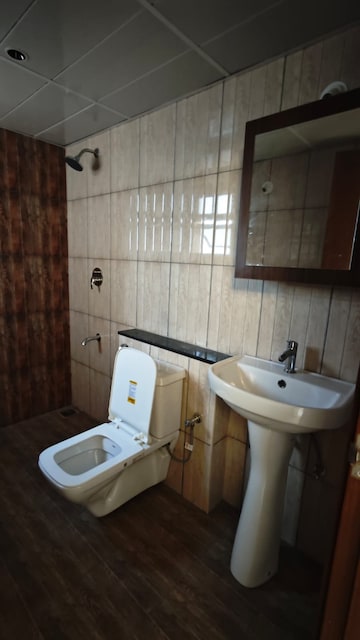 Bathroom in 2 BHK Apartment at Prestige Finsbury Park Hyde, Bagaluru – for Rent