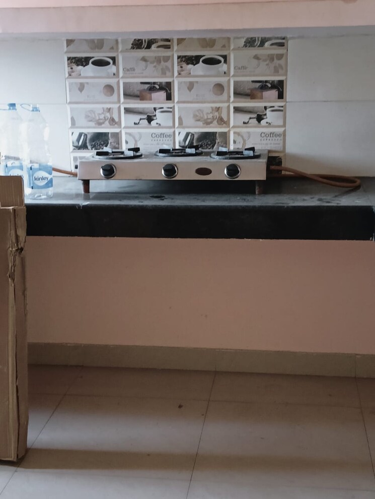 Kitchen, new ashok nagar 2.5 Bedroom 630 Sq.Ft. Builder Floor In New Ashok Nagar Delhi 8768423