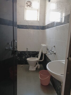 Master Bedroom in 2.5 BHK Builder Floor at New Ashok Nagar – for Sale