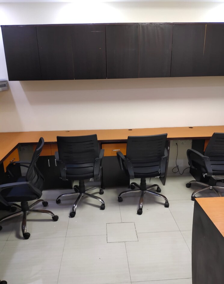 Team Area, sector 18 Commercial Office Space 500 Sq.Ft. In Sector 18 Noida 8768426