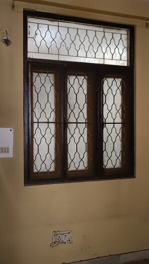 Room in 2 BHK Builder Floor at Shalimar Garden Extension I – for Sale