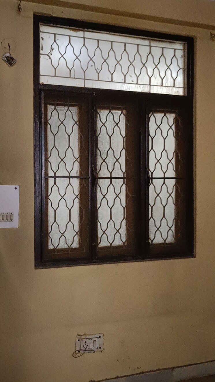 Room, shalimar garden extension i 2 Bedroom 900 Sq.Ft. Builder Floor In Shalimar Garden Extension I Ghaziabad 8768491