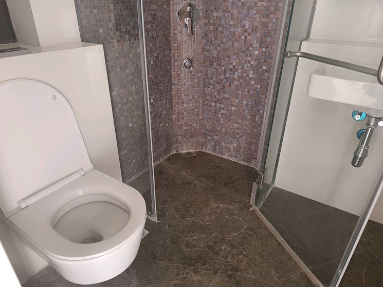 Bathroom, lodha-trump-tower 4 Bedroom 1645 Sq.Ft. Apartment In Worli Mumbai 8768477