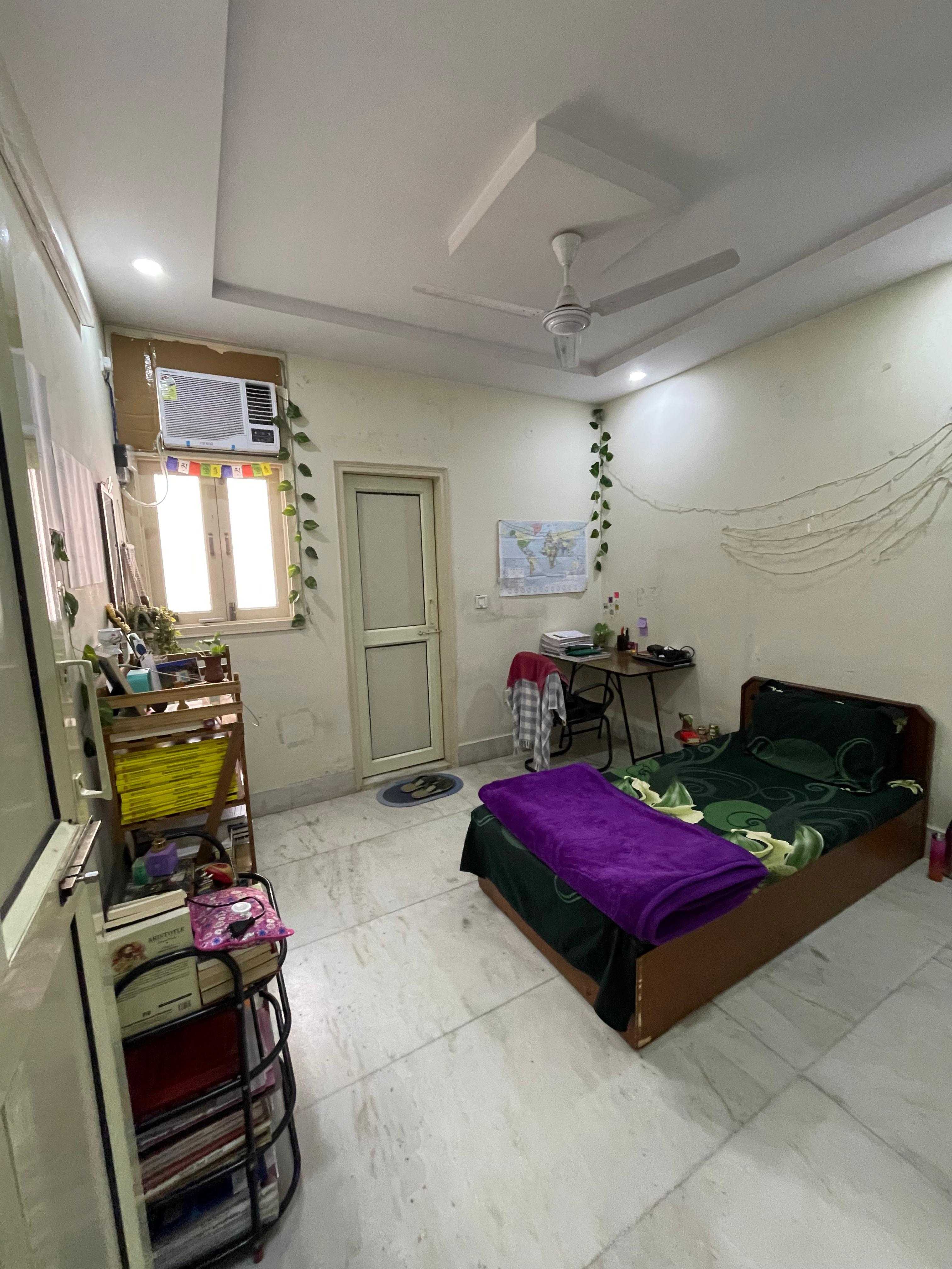 1 BHK + Pooja Room Builder Floor For Rent in West Patel Nagar