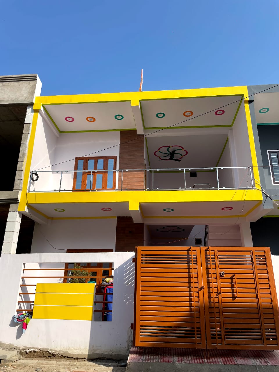 2 BHK + Pooja Room Independent House For Sale in Gomti Nagar