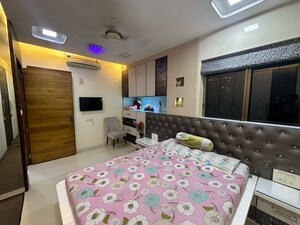 Bedroom in 3 BHK Apartment at Lodha Luxuria, Majiwada – for Sale