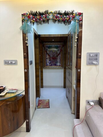 Building Lobby in 3 BHK Apartment at Lodha Luxuria, Majiwada – for Sale