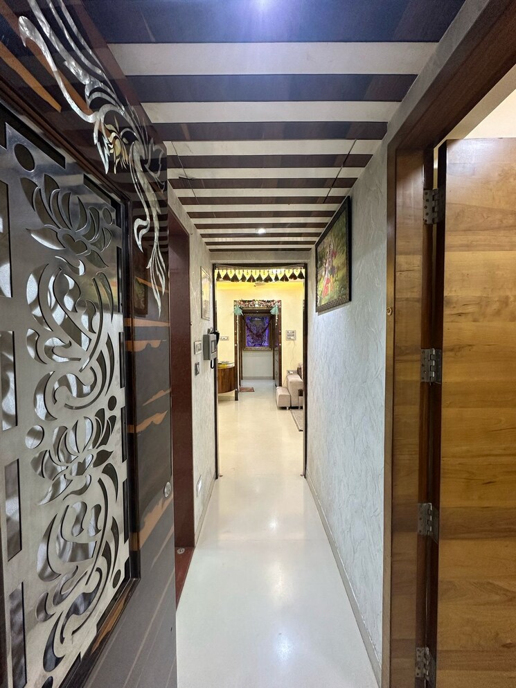 undefined, lodha-luxuria 3 Bedroom 1350 Sq.Ft. Apartment In Majiwada Thane 8768559