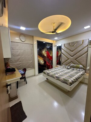 Master Bedroom in 3 BHK Apartment at Lodha Luxuria, Majiwada – for Sale