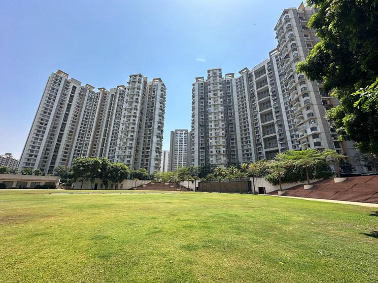 Exterior View, lodha-luxuria 3 Bedroom 1350 Sq.Ft. Apartment In Majiwada Thane 8768559