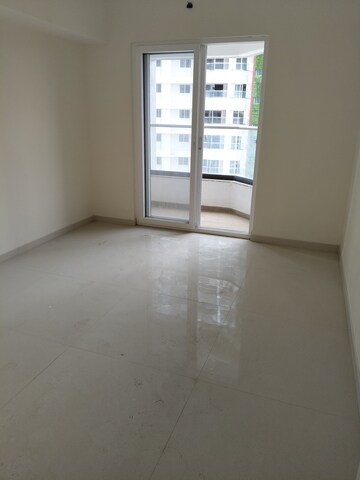 Room in 2 BHK Apartment at Godrej Nurture Pune, Mamurdi – for Rent