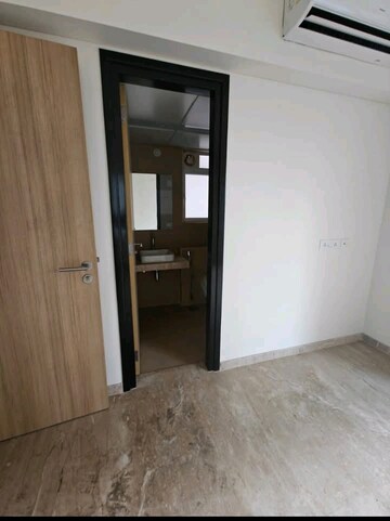 Room in 2 BHK Apartment at L&T Emerald Isle, Powai – for Sale