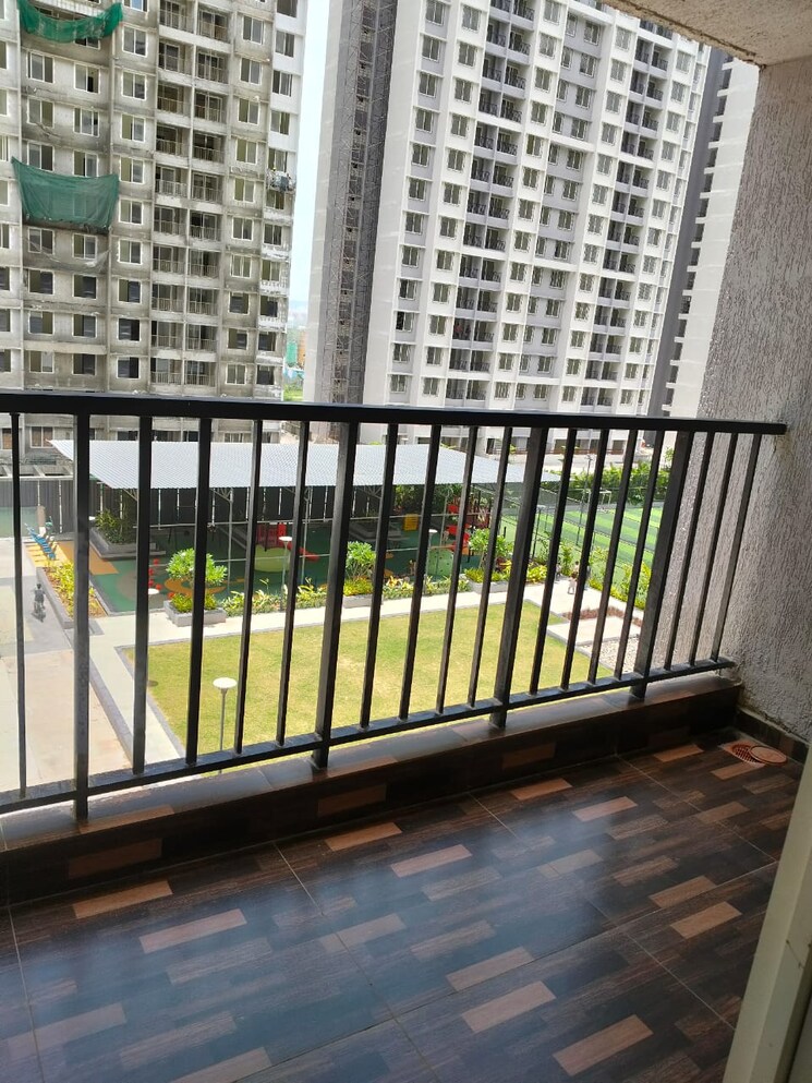 Balcony, kolte-patil-life-republic-r-10 1 Bedroom 450 Sq.Ft. Apartment In Hinjewadi Pune 8768601
