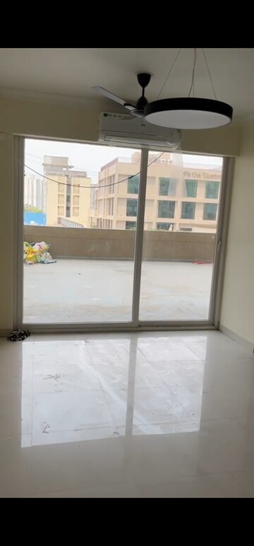 Room in 3 BHK Apartment at Pareena Coban Residences, Sector 99a – for Rent